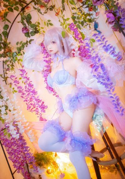 女大学生沙龙在线播放_1080手机免费观看完整