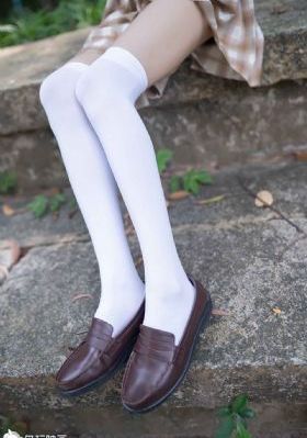 迪拜女孩在线观看_BD英语完整版观看