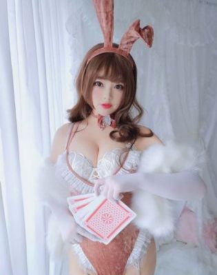《请和这样的我恋爱吧》_4K免费全集观看