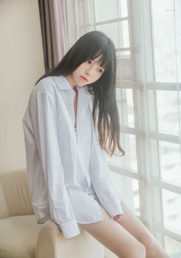 《她在丈夫面前被耍了》_BD免费视频大全