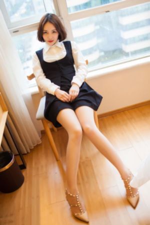 年轻的女秘书在线观看_720在线观看视频