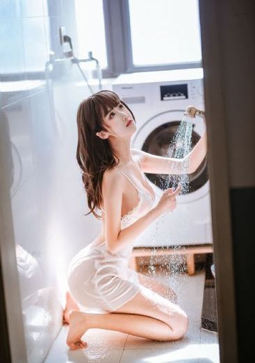 扯下肚兜强占身子h_720免费高清观看